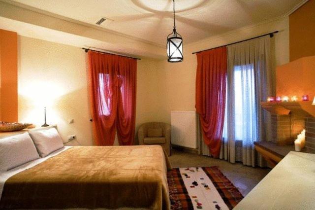 Отель La Casa Rossa Принос Экстерьер фото